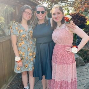 Meet your Posher, Dawn